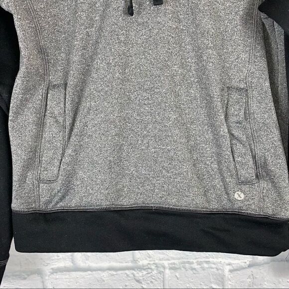 Xersion drawstring hoodie with front pocket grey and black size Small men - Picture 2 of 6